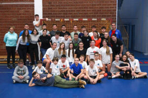 �vz�r�s k�z�s j�t�kkal