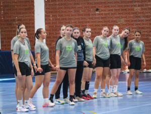 K�zdelmes m�rk�z�seken van t�l U20-as l�ny csapatunk